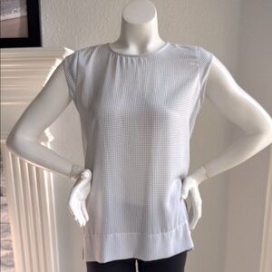 Limited sleeveless top - size XS